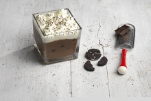 Προφιτερόλ με Μαύρη Σοκολάτα (ατομικό)