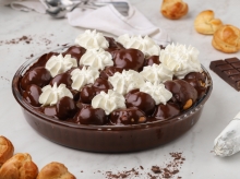 Νηστίσιμο Προφιτερόλ με Brownies 1200gr (οικογενειακό)