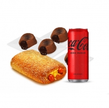1 Brioche Διπλό Λουκάνικο + 4 Σοκολατοπιτάκια+ 1 Coca-Cola 330ml
