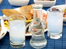 Ούζο Πλωμάρι 200ml