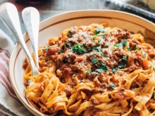 Ζυμαρικά Bolognese