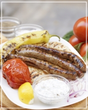 2 Μερίδες επιλογής + 1 Αναψυκτικό 500ml επιλογής ΔΩΡΟ