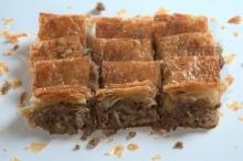 2 Καφέδες επιλογής + 2 Μερίδες Μπουγάτσα επιλογής