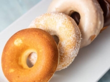 Donut με Γέμιση Μήλο και Ζάχαρη - Κανέλα