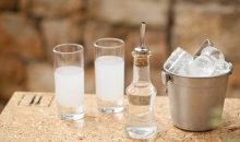 1 Ποικιλία Τσίπουρου (ατομική) + 1 Τσίπουρο 200ml