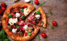 Πίτσα Capriccioza Special (γίγας)