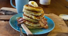 Pancakes Cheddar και Μπέικον