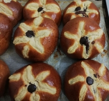 Τσουρεκάκι με Σοκολάτα