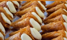Τρίγωνα Πανοράματος με Πραλίνα Bueno Μερίδα 250gr (4 τεμ)