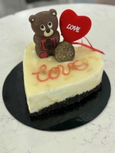 Τούρτα Καρδιά Oreo με Αρκουδάκι