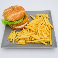 Cheeseburgerακι Χειροποίητο με Μπιφτέκι Κοτόπουλο 120gr