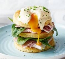 Pancakes με Ομελέτα, Τυρί, Γαλοπούλα και Μαγιονέζα (3 τεμ)