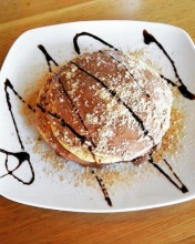 Καφές Επιλογής + Pancakes Γλυκά με Μερέντα