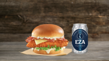 1 White BBQ Chicken + 1 ΕΖΑ Lager