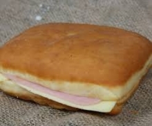Donut Toast Γαλοπούλα - Τυρί