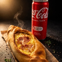 1 Πεϊνιρλί Τυρί - Μπέικον + 1 Coca-Cola 330ml
