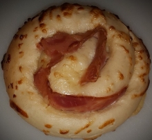 Κουλούρι με Gouda - Μπέικον