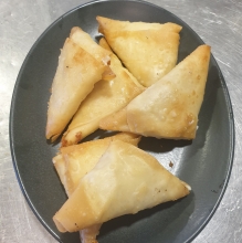 Τυροπιτάκια