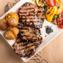 Χοιρινά Μπριζολάκια