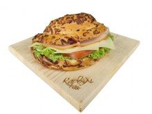 BLACK FRIDAY: 1 Τυρόπιτα Χειροποίητη + 1 Κουλούρι Γεμιστό Γαλοπούλα και Τυρί