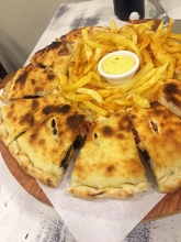 Καλτσόνε Απλό