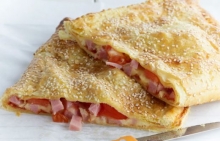 Ζαμπονοτυρόπιτα Χειροποίητη Ταψιού