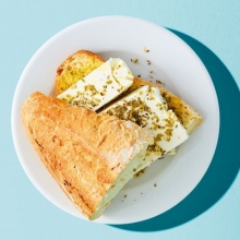 Ψωμοτύρι (2 τεμ)