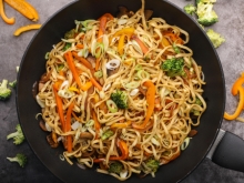 Noodles με Κοτόπουλο