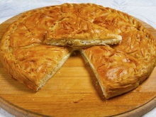 Τυρόπιτα Τρίγωνη