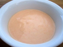 White Marathon Sauce μερίδα