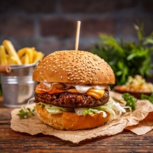 Burger με Μπιφτέκι Μοσχαρίσιο