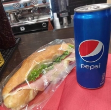 1 Pepsi Επιλογής + 1 Σάντουιτς Επιλογής