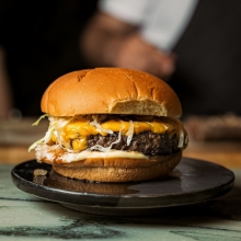 Burger με Μπιφτέκι Μοσχαρίσιο