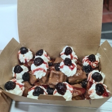 Black Forest Βαφλομπουκίτσες