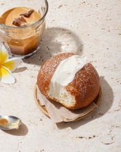 1 Καφές επιλογής + 1 Brioche Γλυκό επιλογής