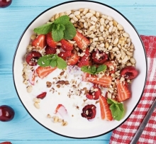 Combo Healthy Boost: 1 Φυσικός Χυμός Πορτοκάλι + 1 Γιαούρτι επιλογής + 1 Νερό 500ml