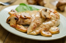 Κοτόπουλο ala Creme Μερίδα