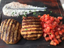 Μπιφτέκι Κοτόπουλο Μερίδα (2 τεμ)