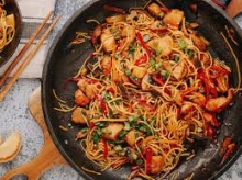 Noodles Κοτόπουλο