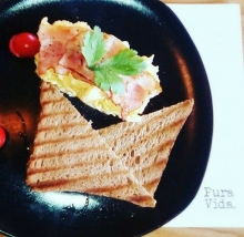 Toast Γαλοπούλα - Τυρί