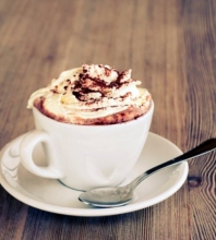 Cappuccino con Panna (με σαντιγύ)