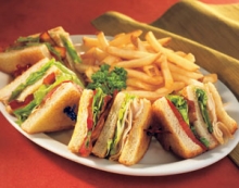 Club sandwich με Ζαμπόν