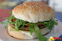 Hamburger με Μπιφτέκι Κοτόπουλο