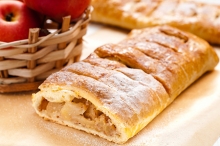 Strudel Μήλο - Σταφίδα