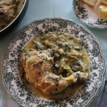 1 Μερίδα Κοτόπουλο με Σέλινο και Αυγολέμονο + 1 Αναψυκτικό 330ml επιλογής