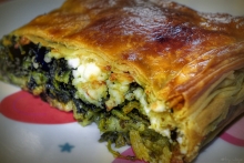 Χωριάτικη σπανακοτυρόπιτα