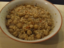 Ρεβυθοπίλαφο + Σαλάτα Επιλογής + Αναψυκτικό 330ml