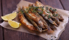 Γαύρος Τηγανητός + Σαλάτα Επιλογής + Αναψυκτικό 330ml