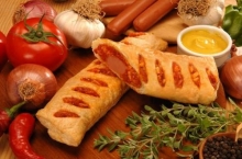 1 Καφές επιλογής + 2 Λουκανικόπιτες Χειροποίητες + 1 Νερό 500ml