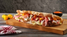 Pinsa Sandwich Salmon